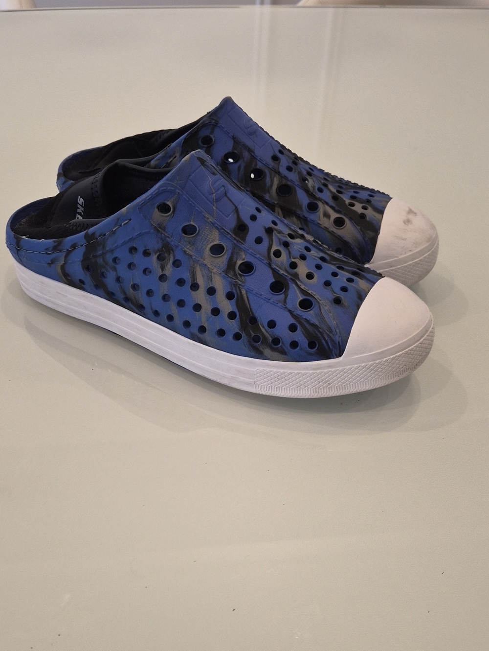 Skechers Kids Blue Slip-On Ventilated Water-Friendly Shoe Size Y5